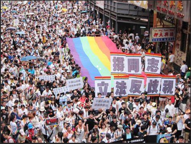 中国：香港で数万人デモ、米議会に「香港人権法」早期可決求める